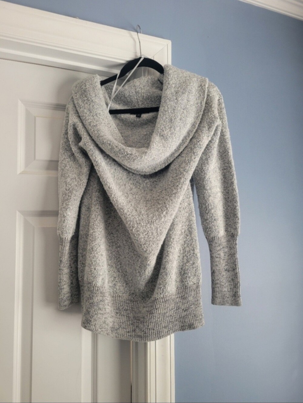 Banana Republic Gray Cowl Neck Off Shoulder Sweater M